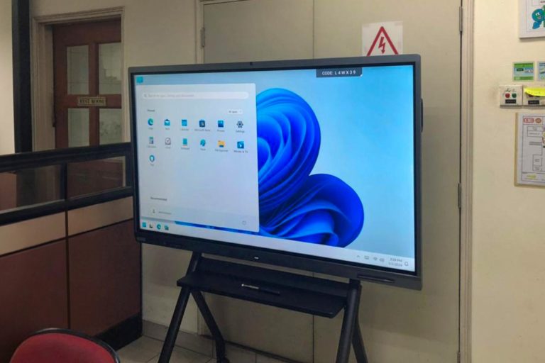 VEXO Smart Interactive Panel at Auto Antenna Manufacturer Sdn Bhd