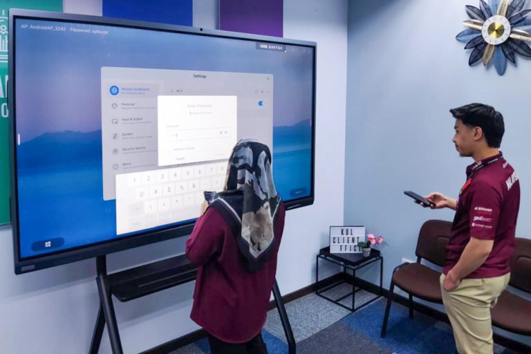 VEXO Smart Interactive Panel at IJMC - Pestech Joint Venture