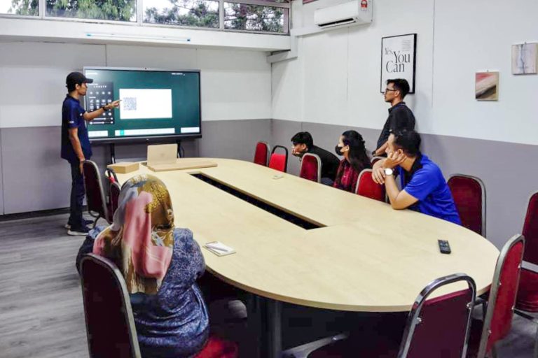 VEXO Smart Interactive Panel at UAC Berhad