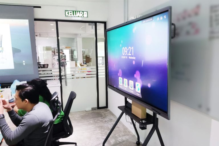 VEXO Smart Interactive Panel at Avenys Malaysia Sdn Bhd