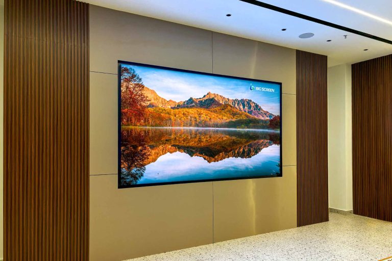 VANTA COB microLED Screen for Food and Beverage Factory