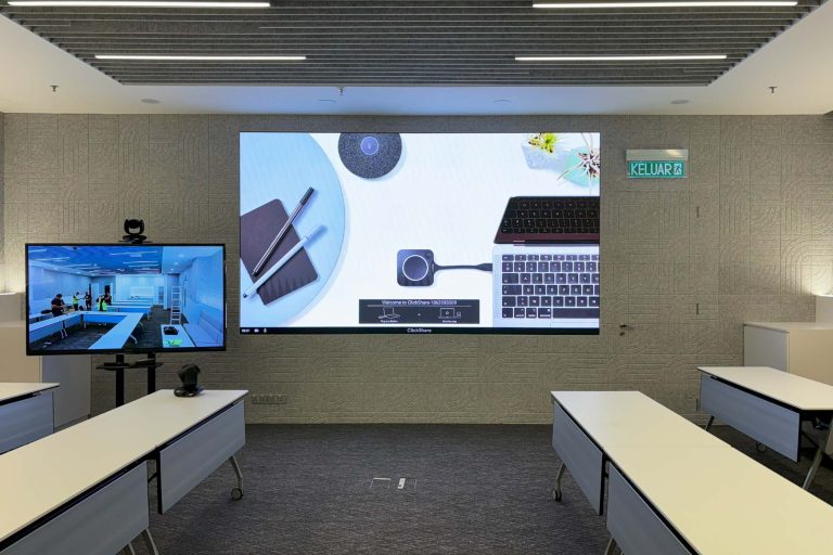 VANTA COB microLED Screen for Food and Beverage Factory