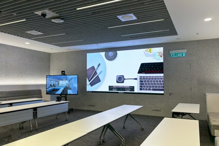 VANTA COB microLED Screen for Food and Beverage Factory
