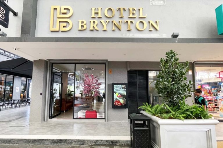 VEXO Digital Kiosk / Smart Digital Signage at Hotel Brynton at Cameron Highlands