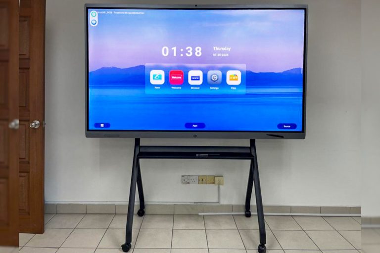 VEXO Smart Interactive Panel at O. E. Manufacturing Sdn Bhd
