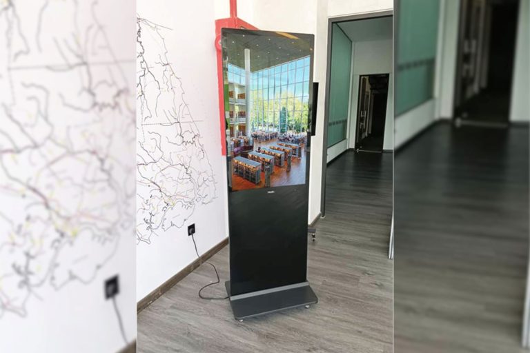 VEXO Smart Interactive Panel at Qul Holding (M) Sdn Bhd