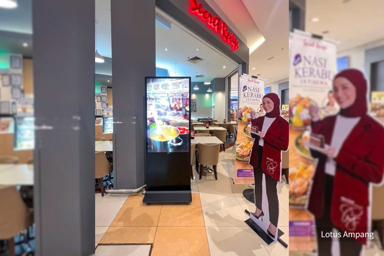 VEXO Digital Kiosk / Standee at Secret Recipe at Lotus Ampang
