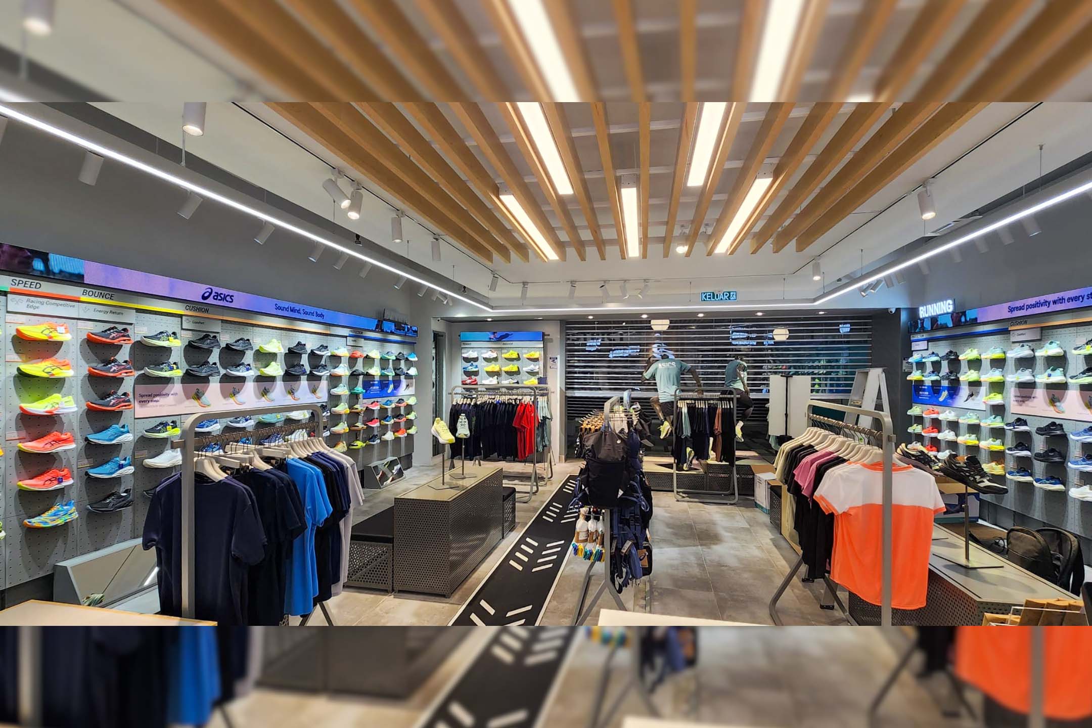 Indoor LED Screen for ASICS 1 Utama Shopping Centre