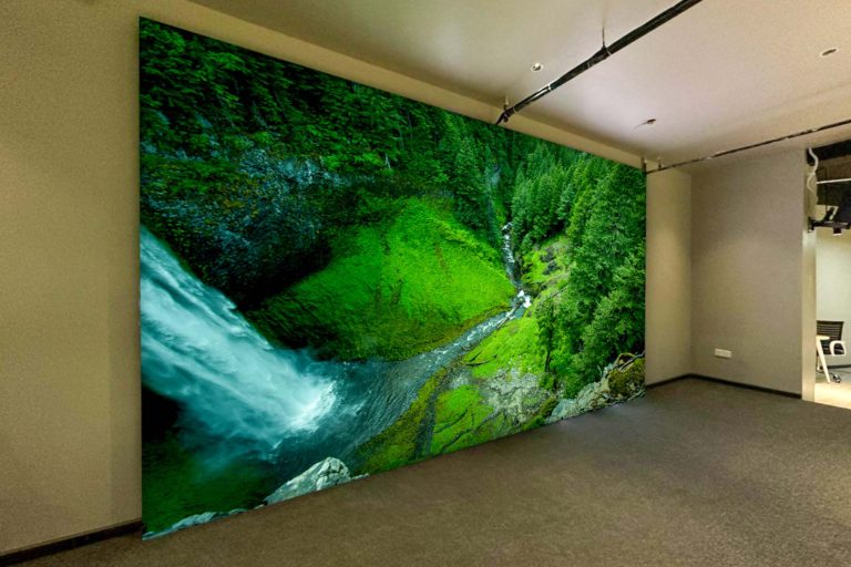 VANTA COB microLED Screen for Network School, Forest City