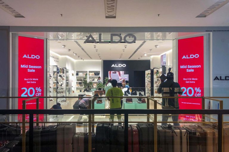 P2.5 Indoor LED Screens at the ALDO at Sunway Pyramid
