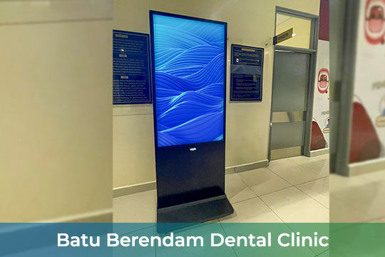 VEXO Smart Interactive Panel at the Batu Berendam Dental Clinic at Melaka