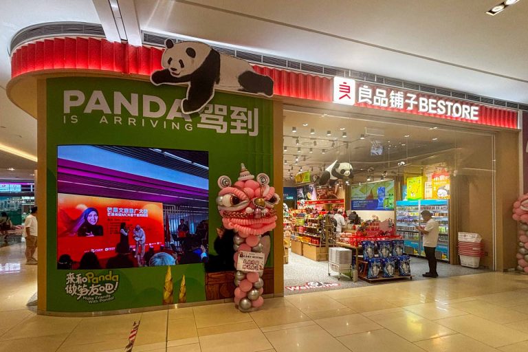 P2 Indoor Flexible LED Screen for Bestore at Pavilion Bukit Jalil