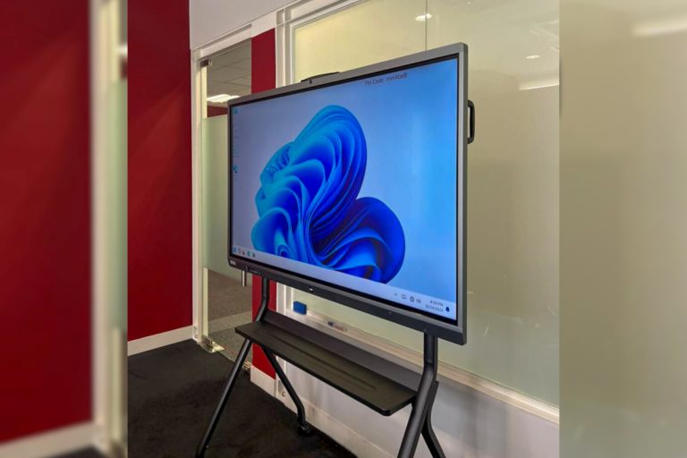 VEXO Smart Interactive Panel at Institute for Public Health (IKU)