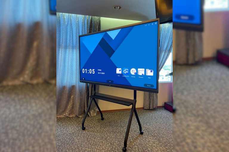 VEXO Smart Interactive Panel at KPJ Ipoh Specialist Hospital
