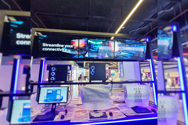 VEXO Digital Kiosk / Smart Digital Signage at TMT Megastore Sunway Pyramid