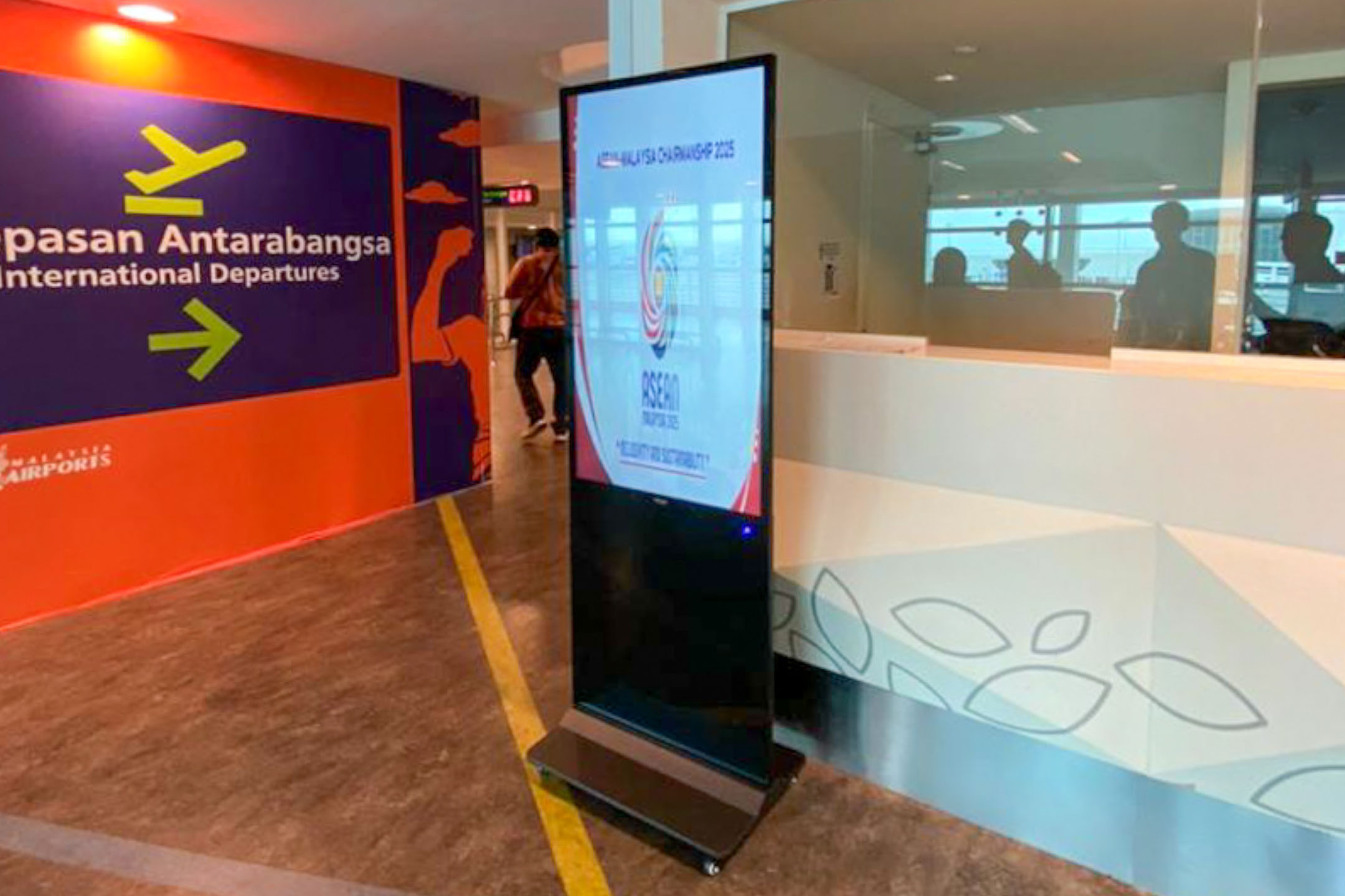 VEXO Smart Interactive Panel at Kuala Lumpur International Airport 2 (KLIA2)