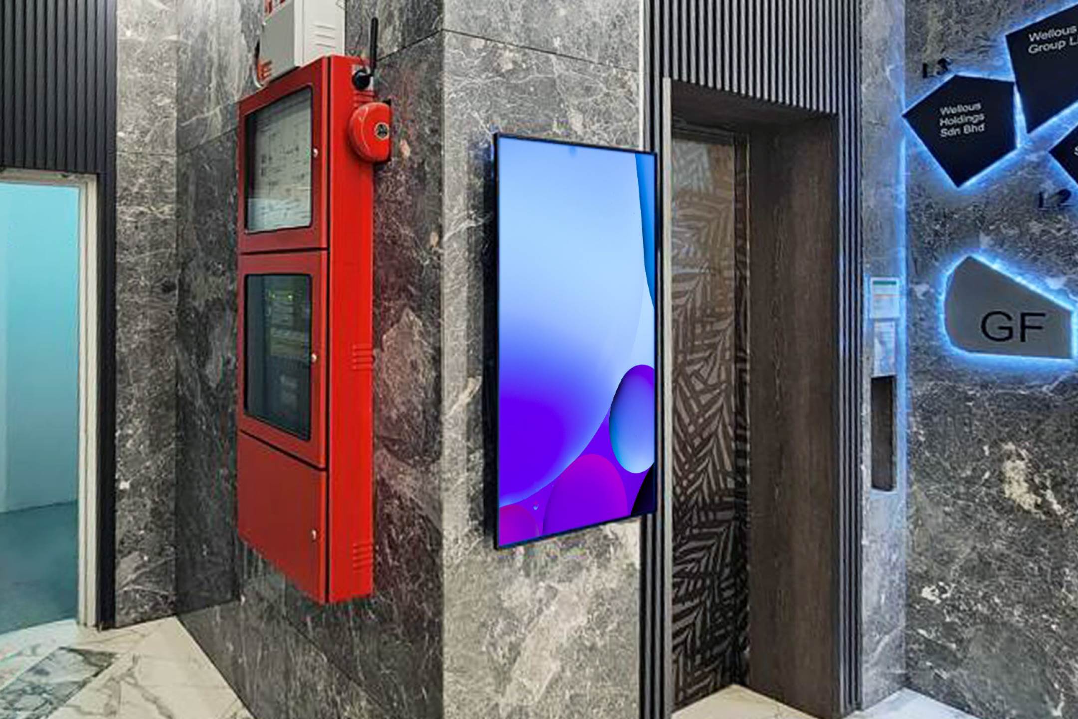VEXO Digital Kiosk / Smart Digital Signage at Trader2U Sdn Bhd