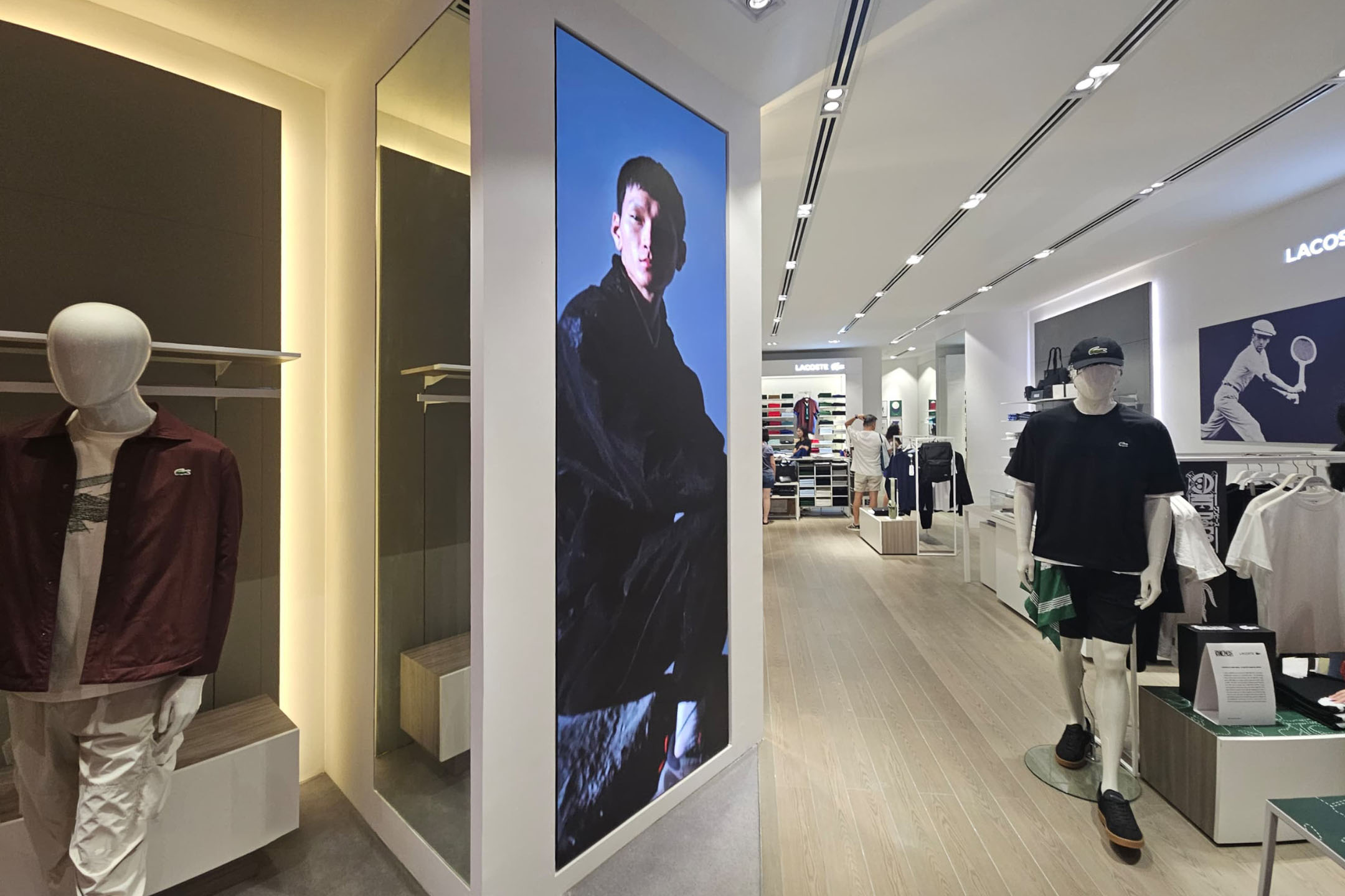 P2.5 Indoor LED Screens at the Lacoste at VivoCity, Singapore